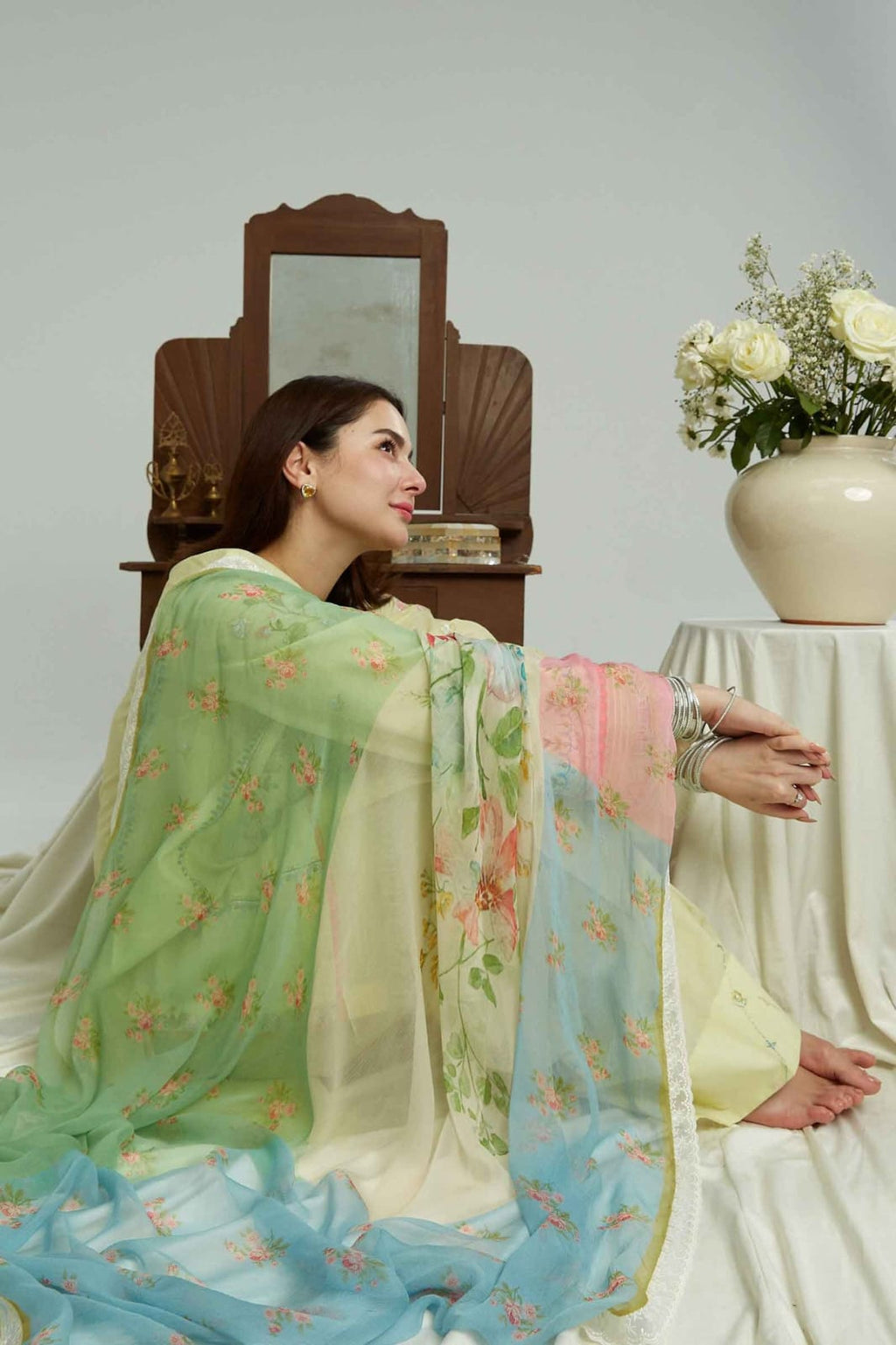 Embroidered Dhanak 3-Piece Suit with Embroidered Shawl D-113 - product photo 2