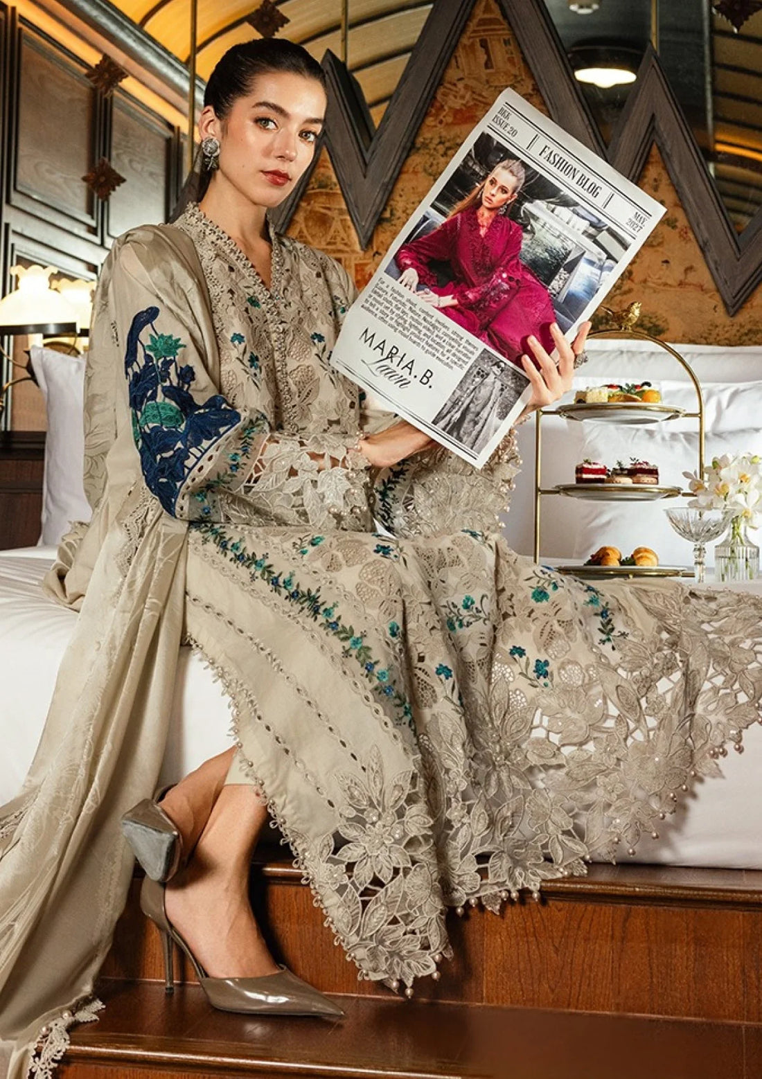 Embroidered Dhanak 3-Piece Suit with Embroidered Shawl D-077 - product photo 2