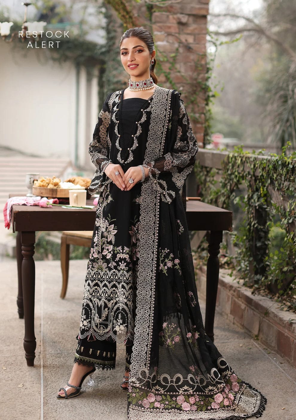 Embroidered Dhanak 3-Piece with Chiffon Dupatta BL-031 - product photo 3