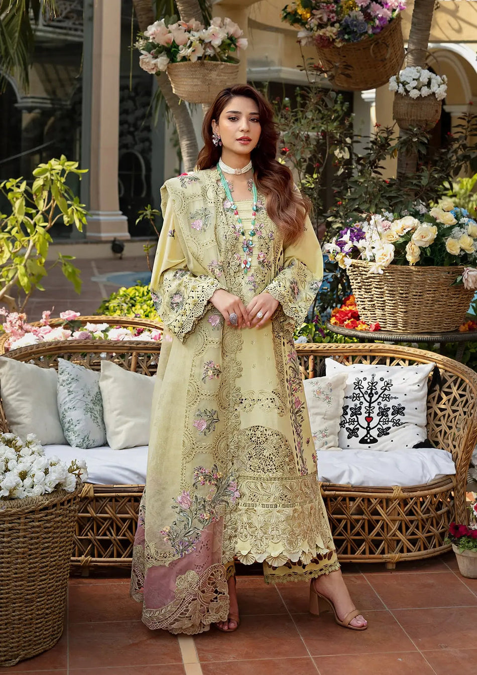 Embroidered Dhanak 3-Piece Suit with Embroidered Shawl D-074 - product photo 4
