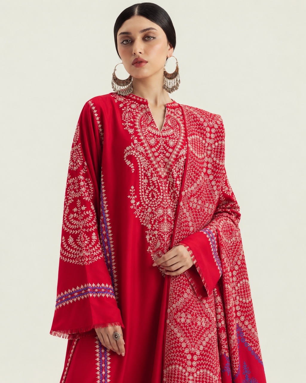 Red embroidered Dhanak winter three-piece suit AL-850, image 5
