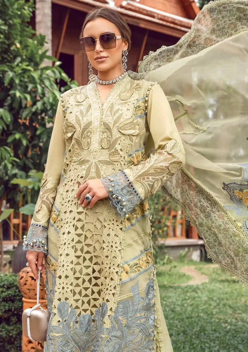 Embroidered Dhanak 3-Piece Suit with Embroidered Shawl D-076 - product photo 4