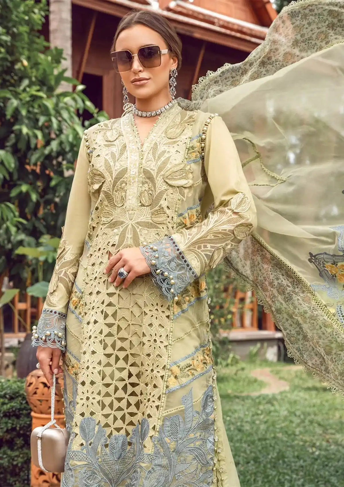 Embroidered Dhanak 3-Piece Suit with Embroidered Shawl D-076 - product photo 4