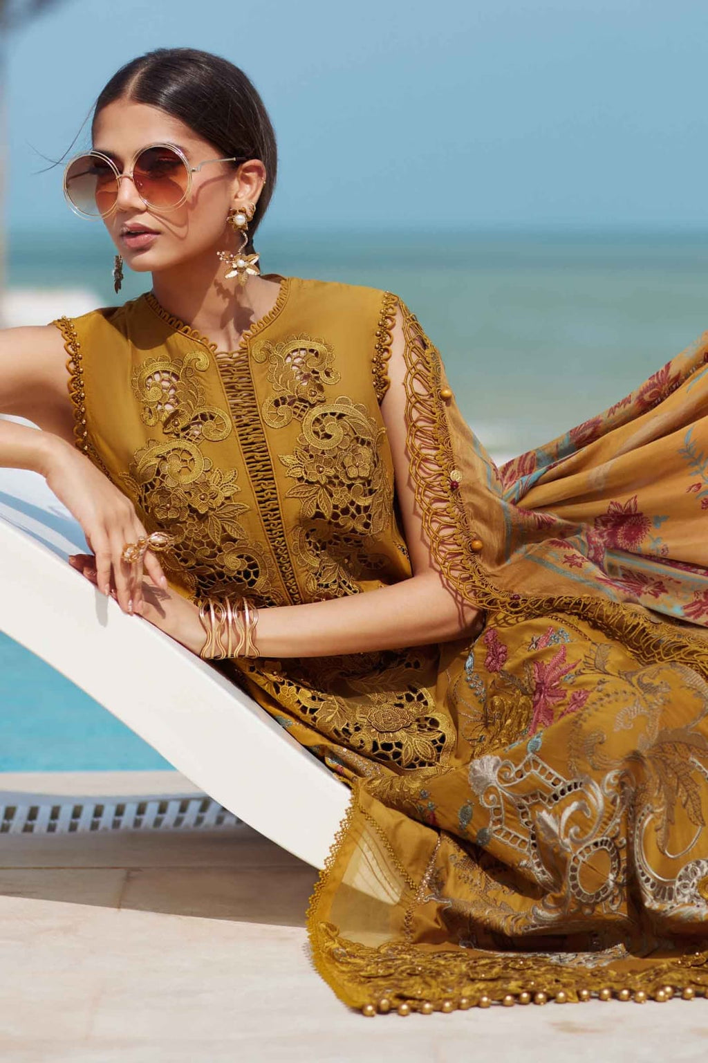 Embroidered Dhanak 3-Piece Suit with Embroidered Shawl D-107 - product photo 3