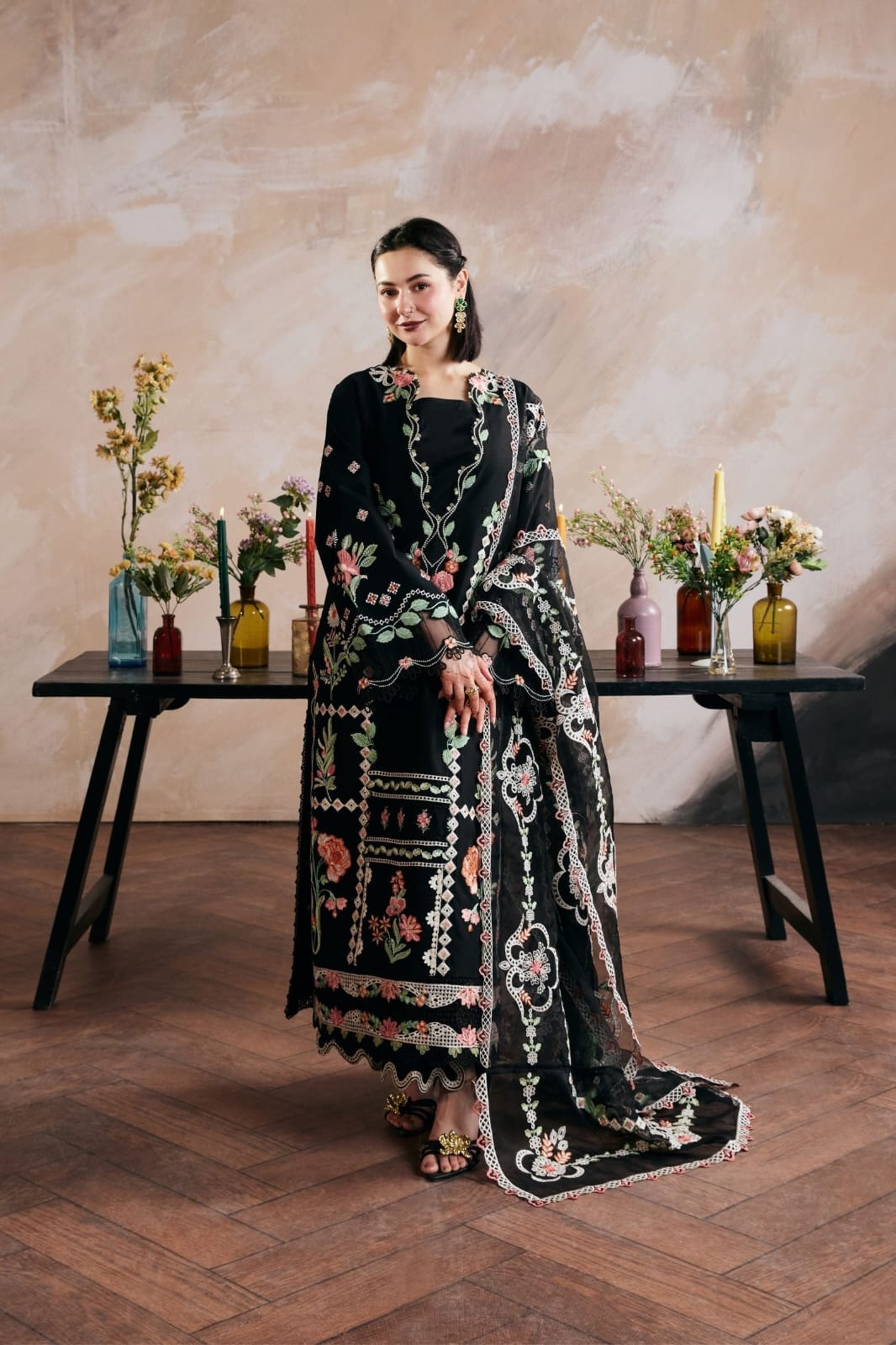 Embroidered Dhanak 3-Piece Suit with Embroidered Shawl D-068 - product photo 1