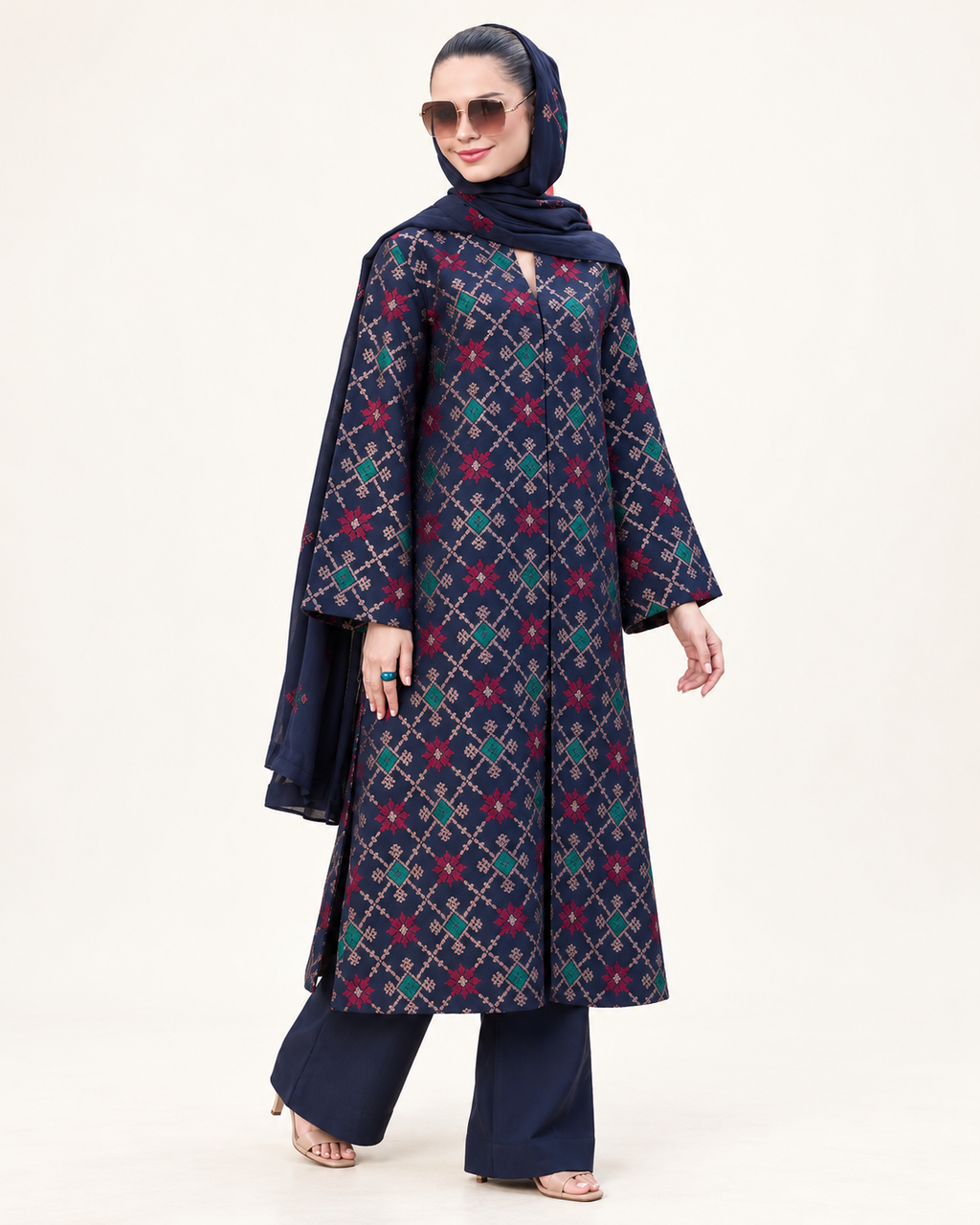 Navy Geometric embroidered Dhanak winter three-piece suit , image 3