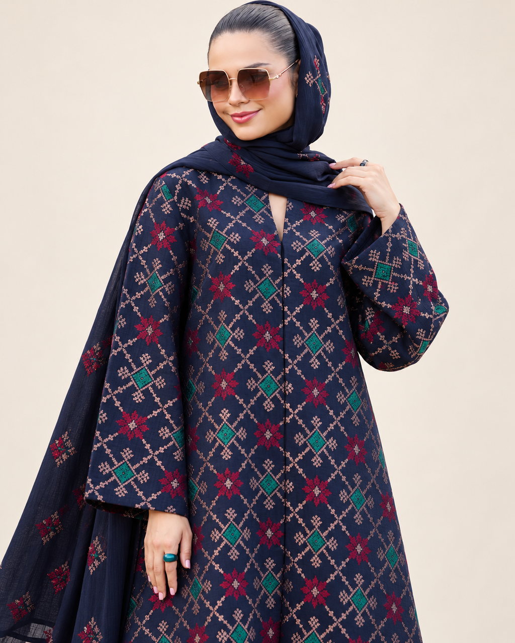 Navy Geometric embroidered Dhanak winter three-piece suit , image 5